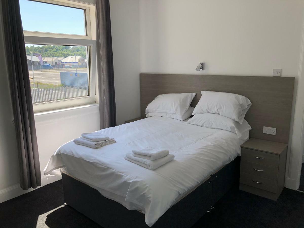 Glasgow Airport Holiday Home Paisley Esterno foto