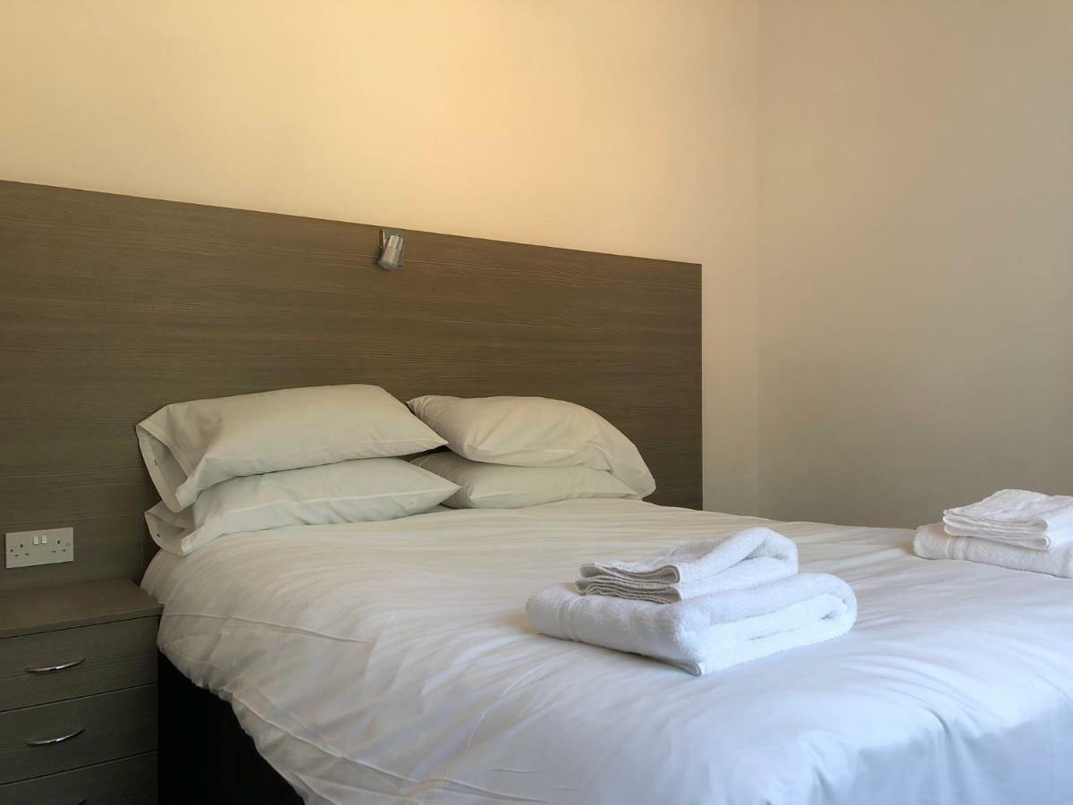Glasgow Airport Holiday Home Paisley Esterno foto
