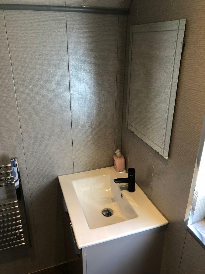 Glasgow Airport Holiday Home Paisley Esterno foto
