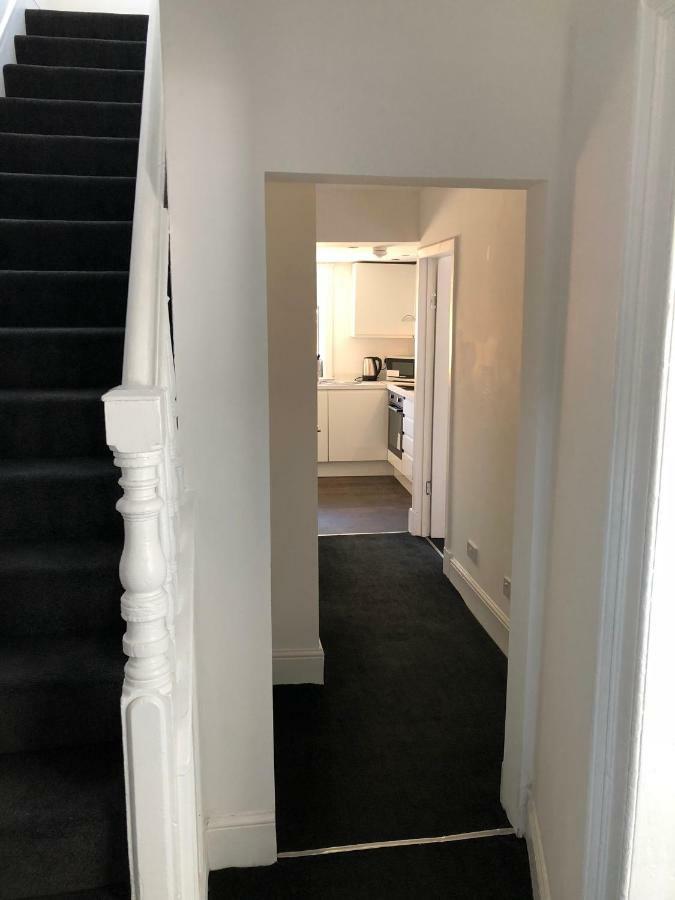 Glasgow Airport Holiday Home Paisley Esterno foto