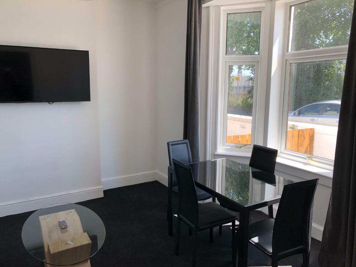 Glasgow Airport Holiday Home Paisley Esterno foto